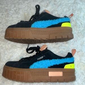 Puma Black and Blue Sneakers with Brown Sole | Size 8